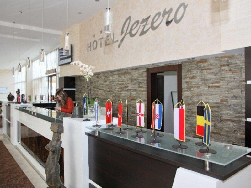 Hotel Jezero Bor Exteriör bild